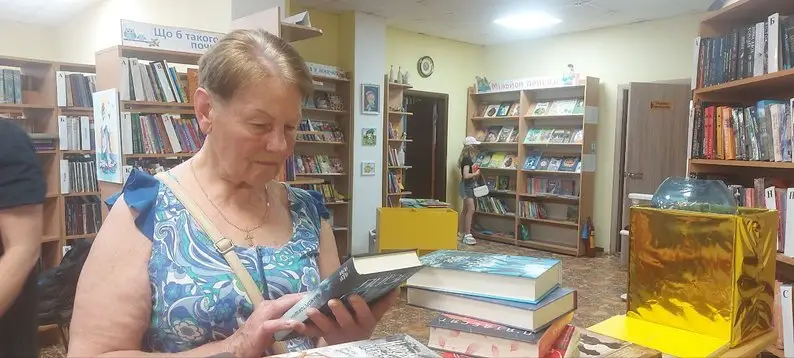 Бібліотеки Хмельницької громади поповнилися понад трьома тисячами нових книг за пів року