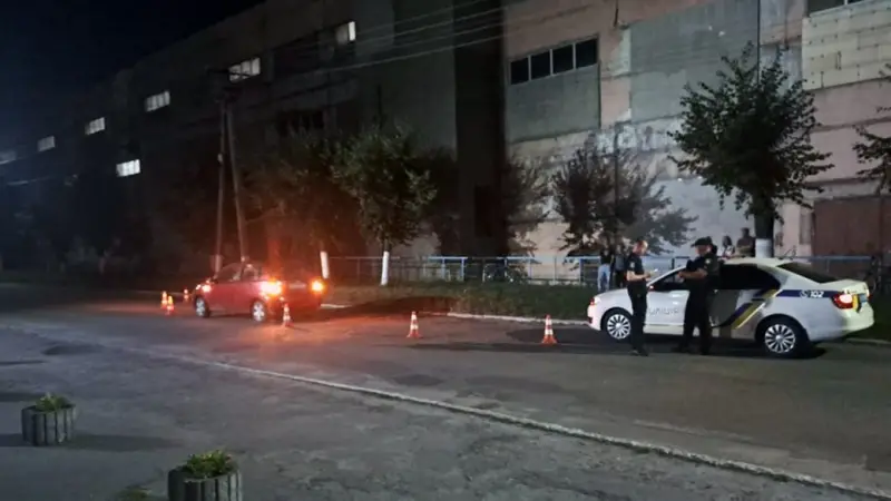 У Понінці під колесами автомобіля постраждав 12-річний хлопчик: поліція встановлює обставини аварії