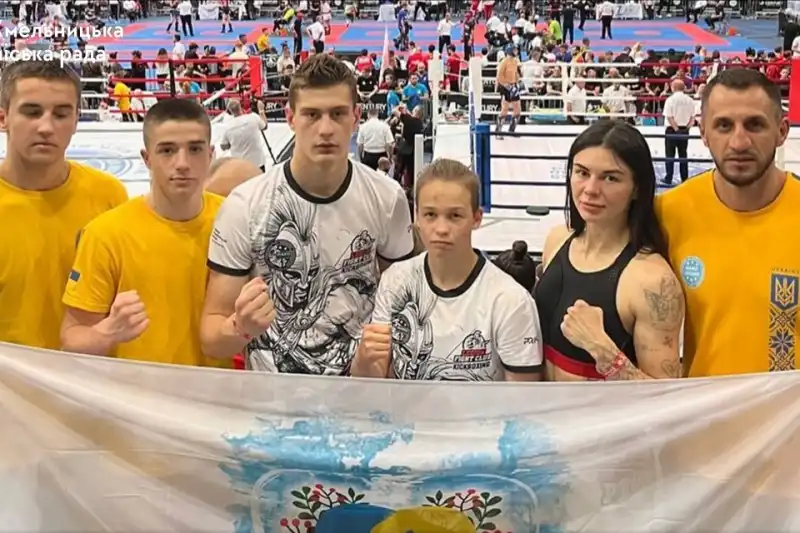 Хмельницькі кікбоксери тріумфували на Кубку світу WAKO в Будапешті